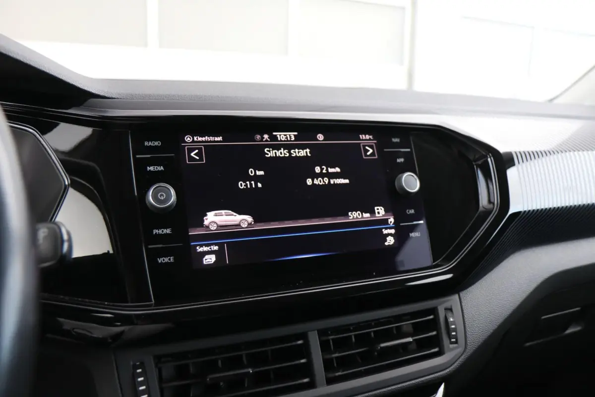 1.0 TSI 95pk Life | Navigatie | App Connect | Achteruitrijcamera | Clima