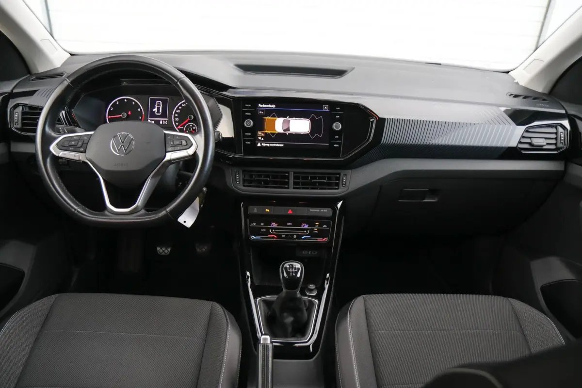 1.0 TSI 95pk Life | Navigatie | App Connect | Achteruitrijcamera | Clima