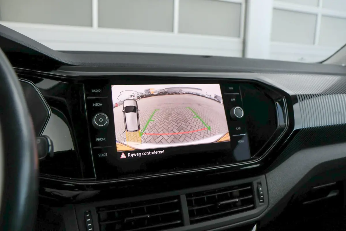 1.0 TSI 95pk Life | Navigatie | App Connect | Achteruitrijcamera | Clima