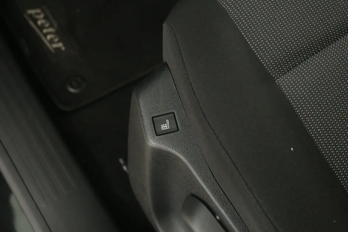 1.2 111PK | Benzine | Airco | Cruise | Camera | Carplay | Parkeersens. | Stoelverw.