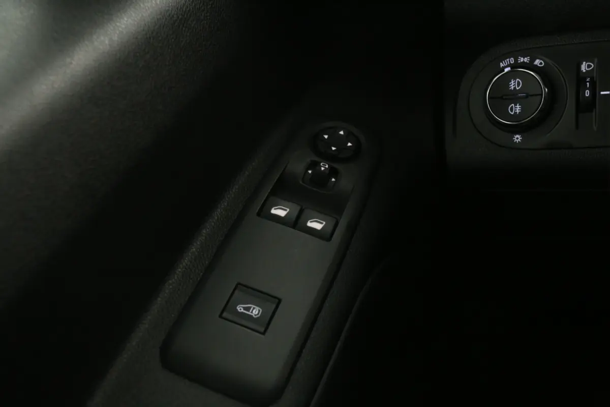 1.2 111PK | Benzine | Airco | Cruise | Camera | Carplay | Parkeersens. | Stoelverw.