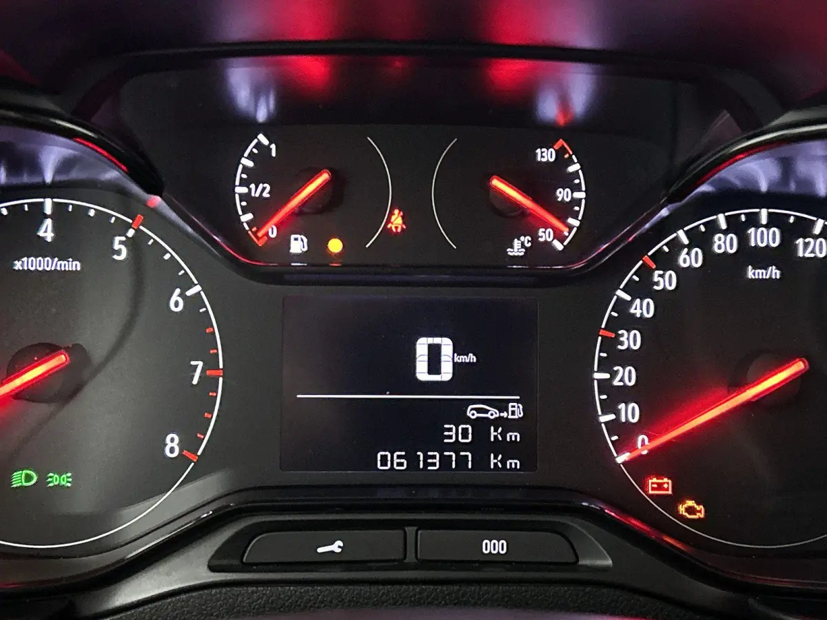 1.2 Turbo L1H1 Selection | Sensoren Achter | Houten Laadvloer | Cruise Control | Navigatie | Apple Carplay | DAB