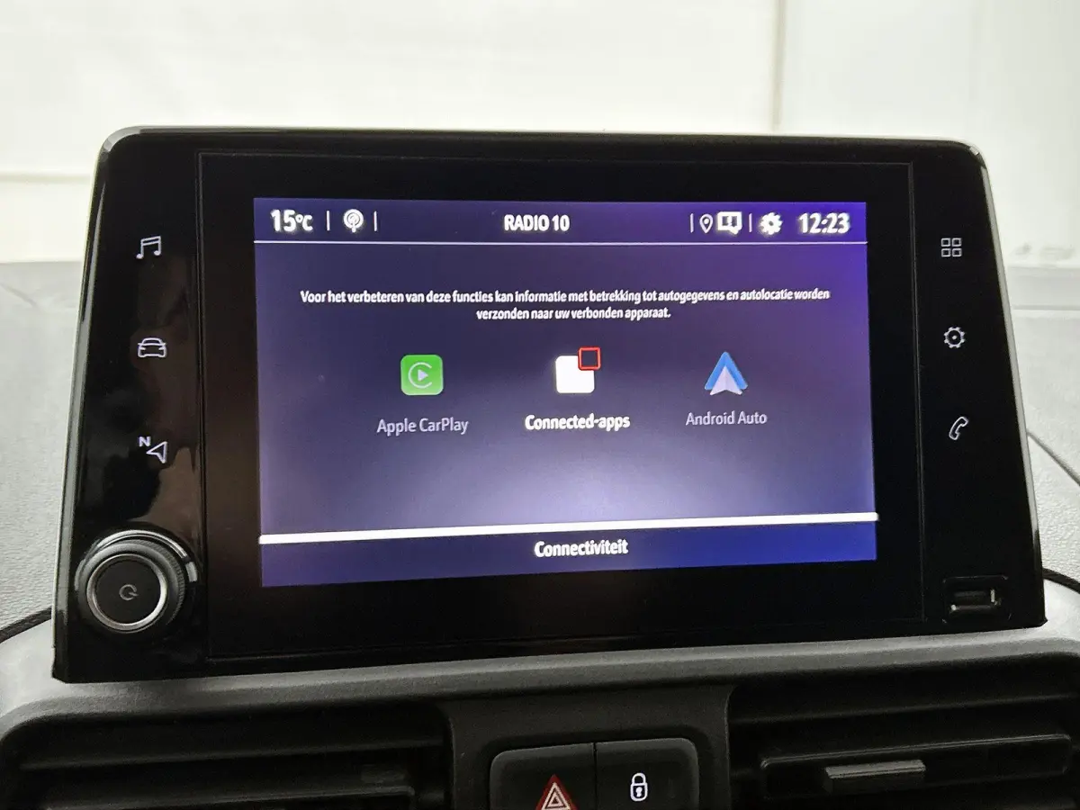 1.2 Turbo L1H1 Selection | Sensoren Achter | Houten Laadvloer | Cruise Control | Navigatie | Apple Carplay | DAB