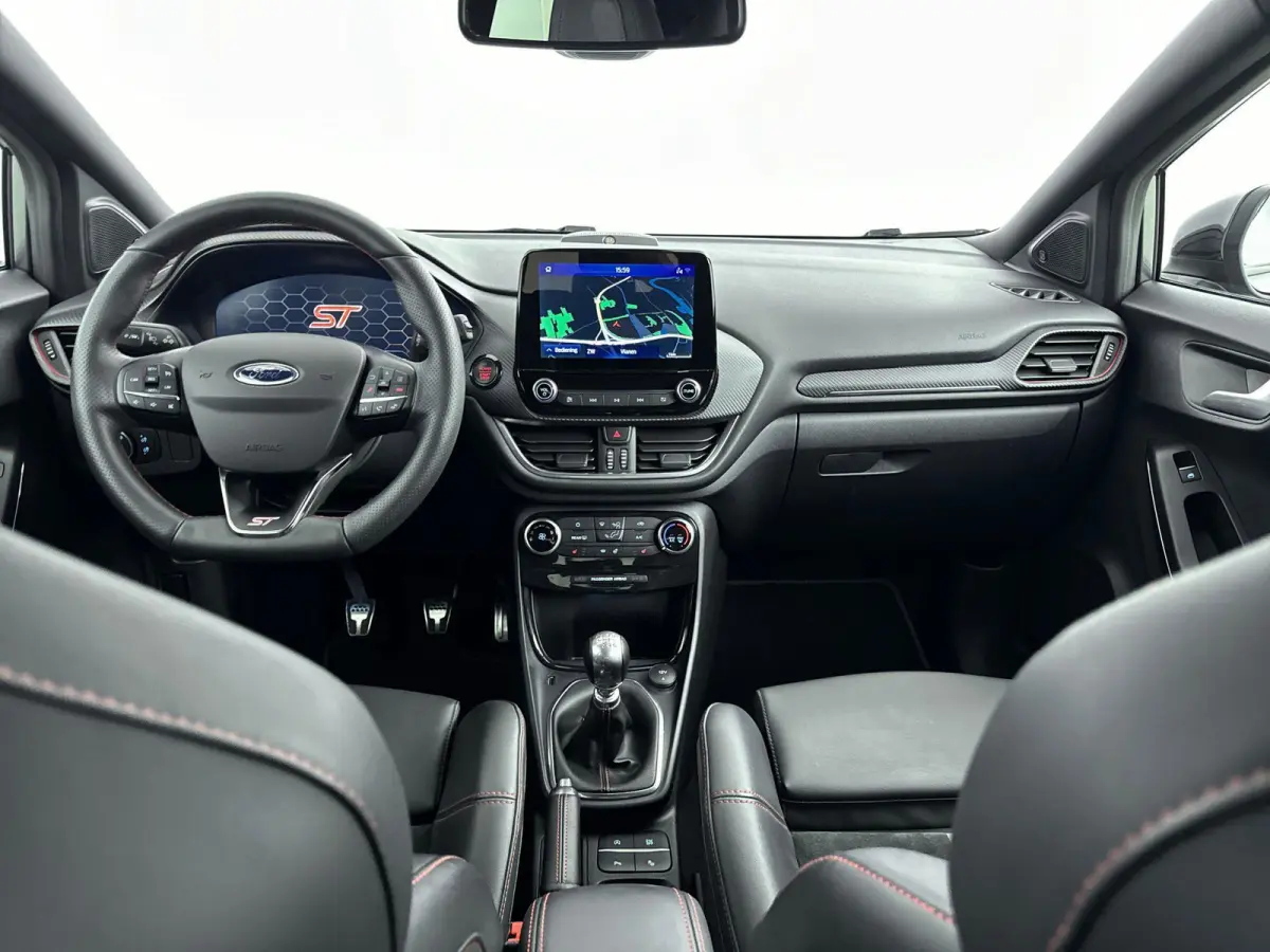 1.5 EcoBoost ST-X 200pk,Performance Pack,Cruise Contr,Apple Carpl,Android,Lane Asist,Blis,Climate Contr,Winterpakket