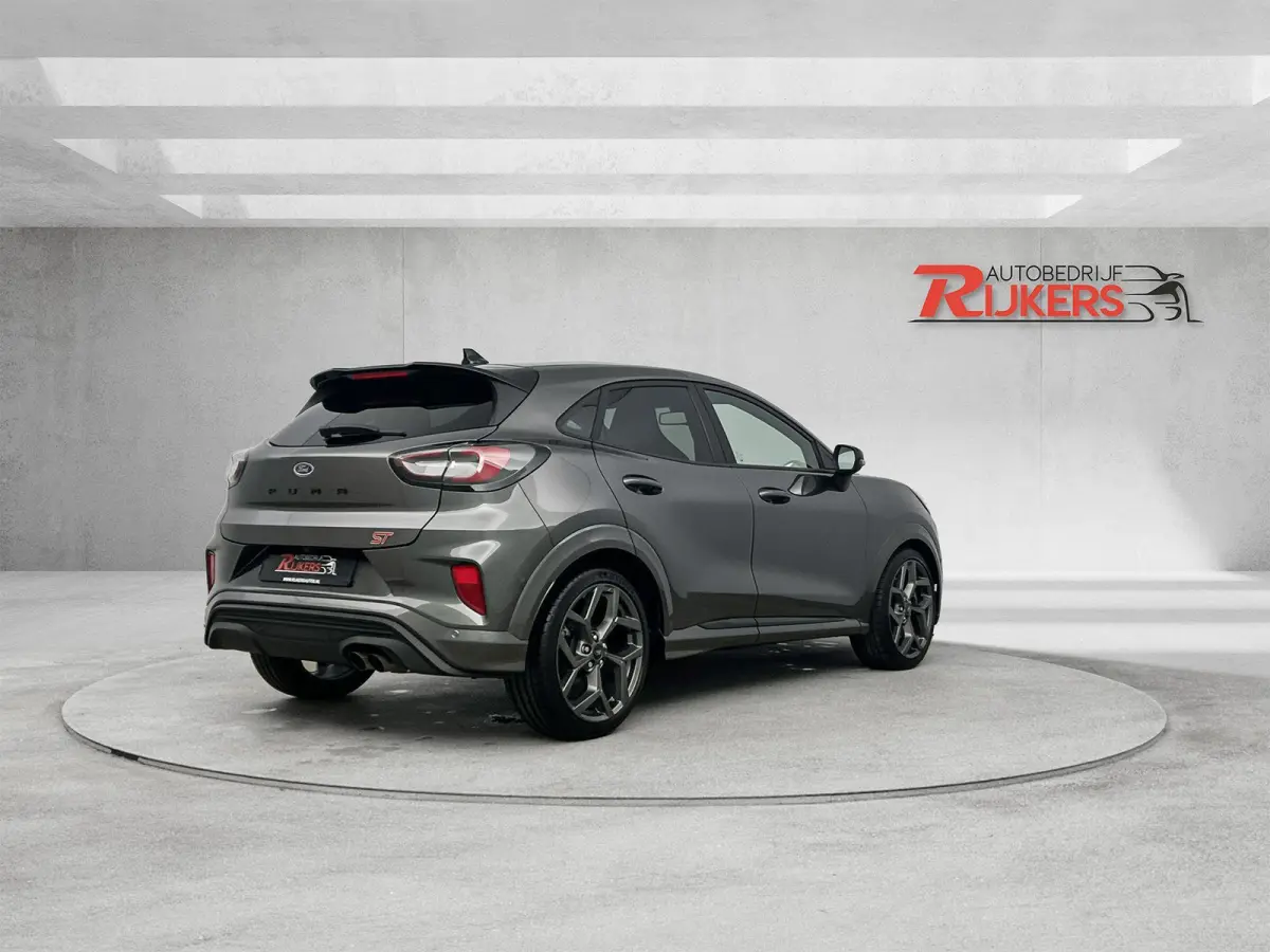 1.5 EcoBoost ST-X 200pk,Performance Pack,Cruise Contr,Apple Carpl,Android,Lane Asist,Blis,Climate Contr,Winterpakket