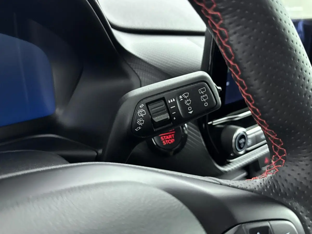 1.5 EcoBoost ST-X 200pk,Performance Pack,Cruise Contr,Apple Carpl,Android,Lane Asist,Blis,Climate Contr,Winterpakket