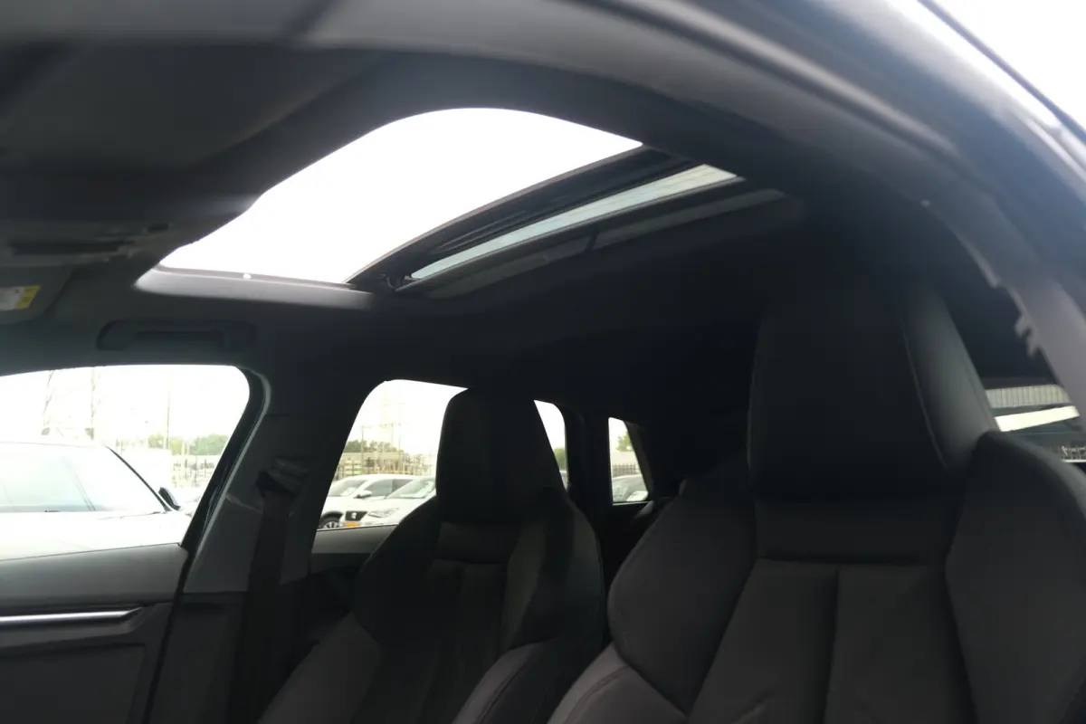 40 TFSI e 204PK S-line Pano Matrix Led Volleder Navi Carplay Cruise