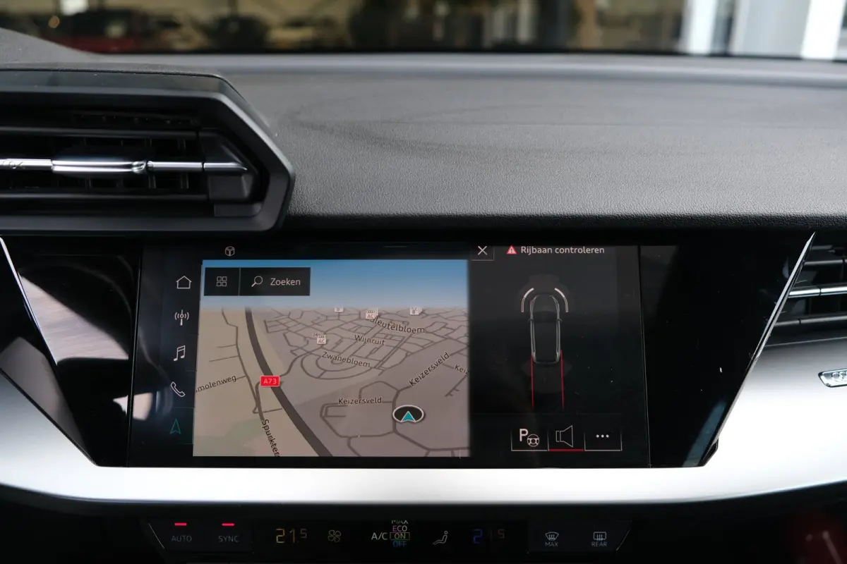 40 TFSI e 204PK S-line Pano Matrix Led Volleder Navi Carplay Cruise