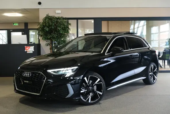 40 TFSI e 204PK S-line Pano Matrix Led Volleder Navi Carplay Cruise