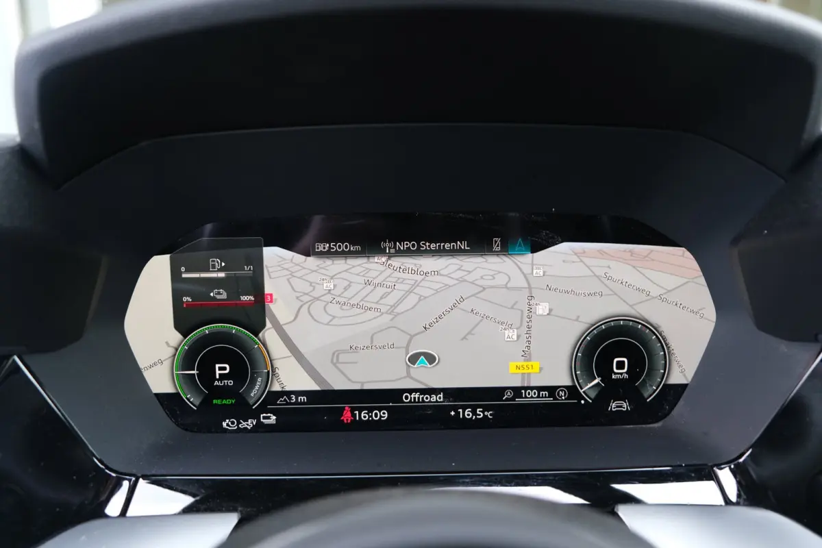 40 TFSI e 204PK S-line Pano Matrix Led Volleder Navi Carplay Cruise