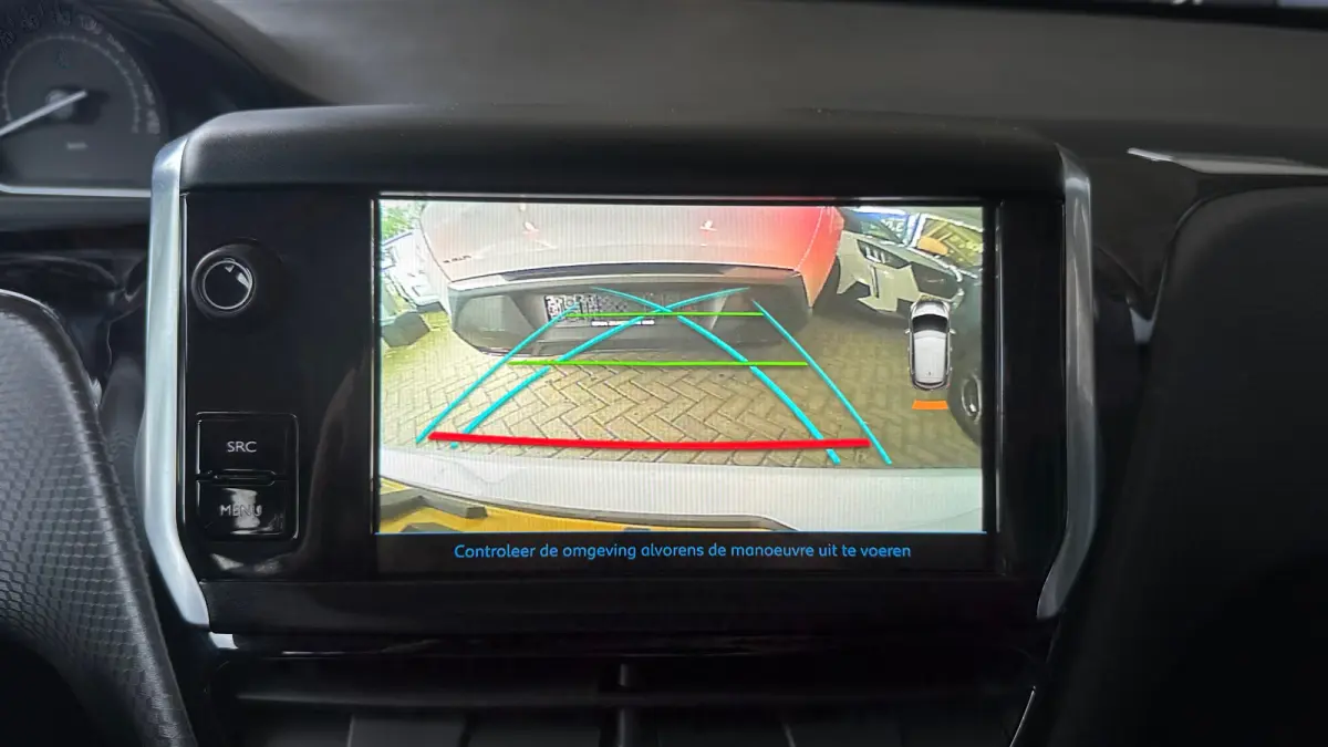 1.2 PureTech GT-Line | Cruise Control | Panoramadak | Climate Control | Achteruitrij Camera | Achteruitrijcamera standaard | Airco (automatisch) | Bluetooth telefoonvoorbereiding