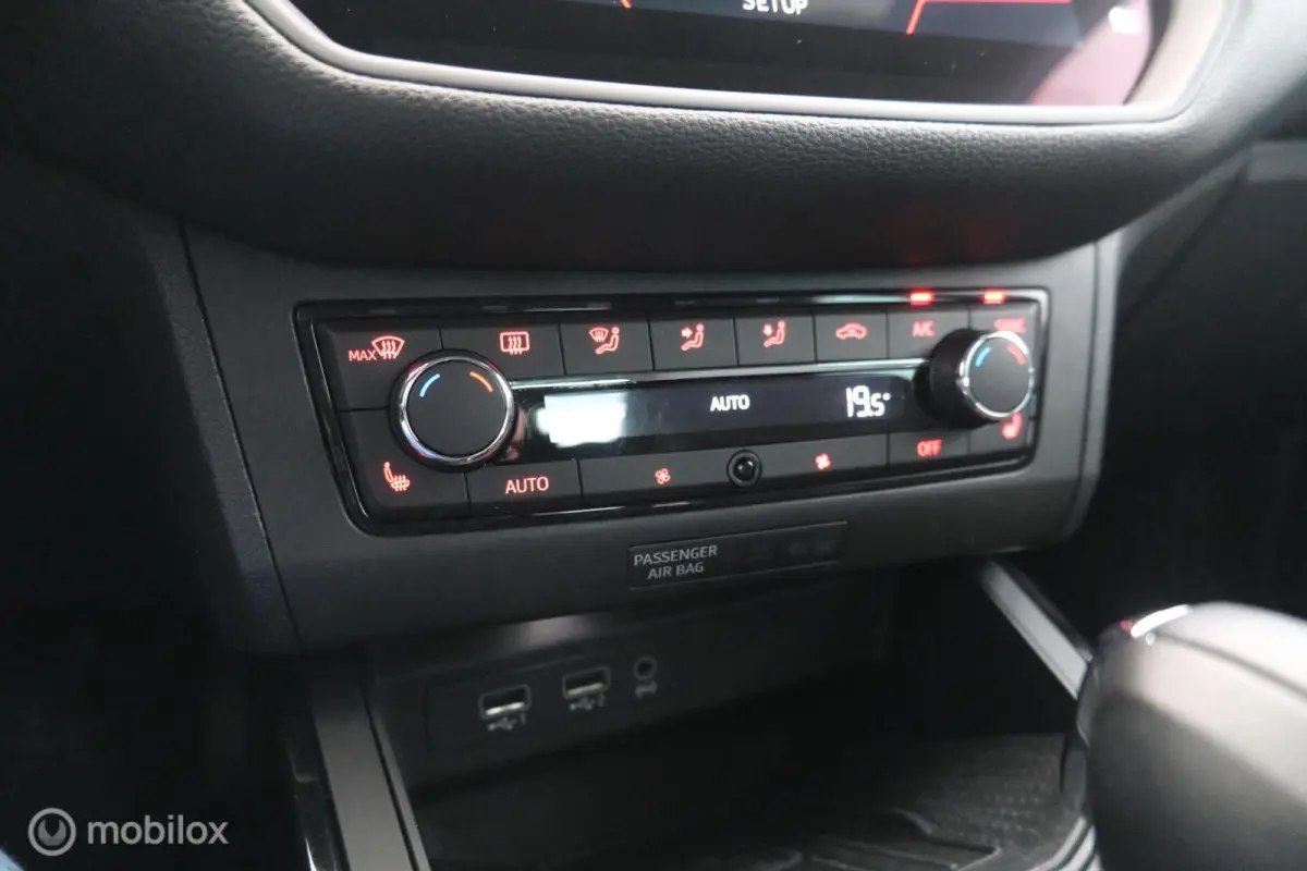 1.0 TSI FR Launch Edition automaat|trekhaak|led|stoelverw.|lmv17