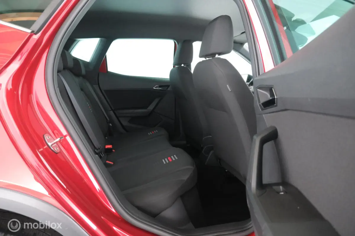 1.0 TSI FR Launch Edition automaat|trekhaak|led|stoelverw.|lmv17