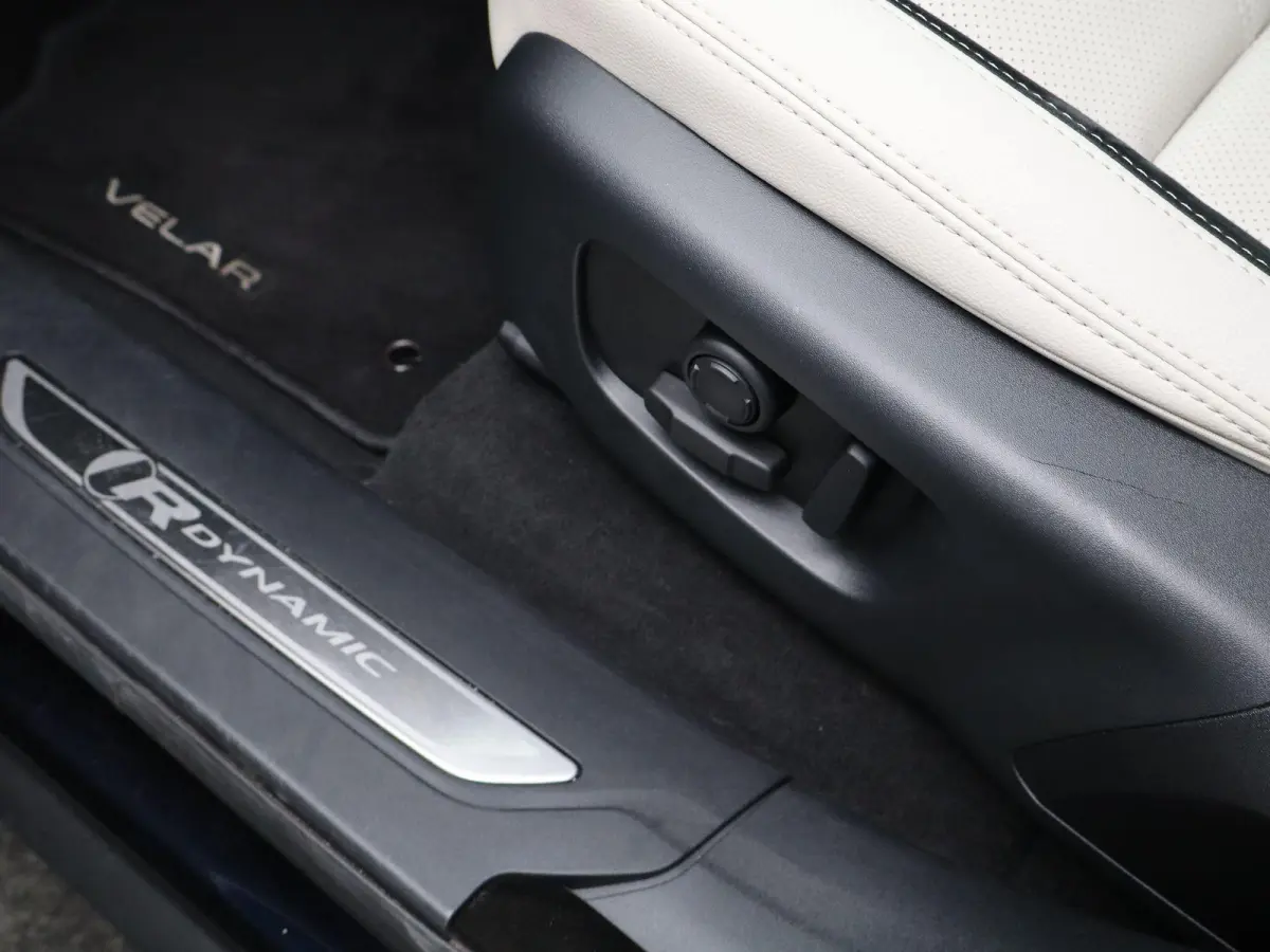 2.0 P400e R-Dynamic SE