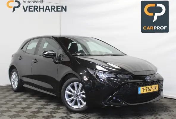 Hybrid 140 Active CARPLAY | ADAPCRUISE | CAMERA | LED | LMV16 | NAVI | DAB | CLIMATE