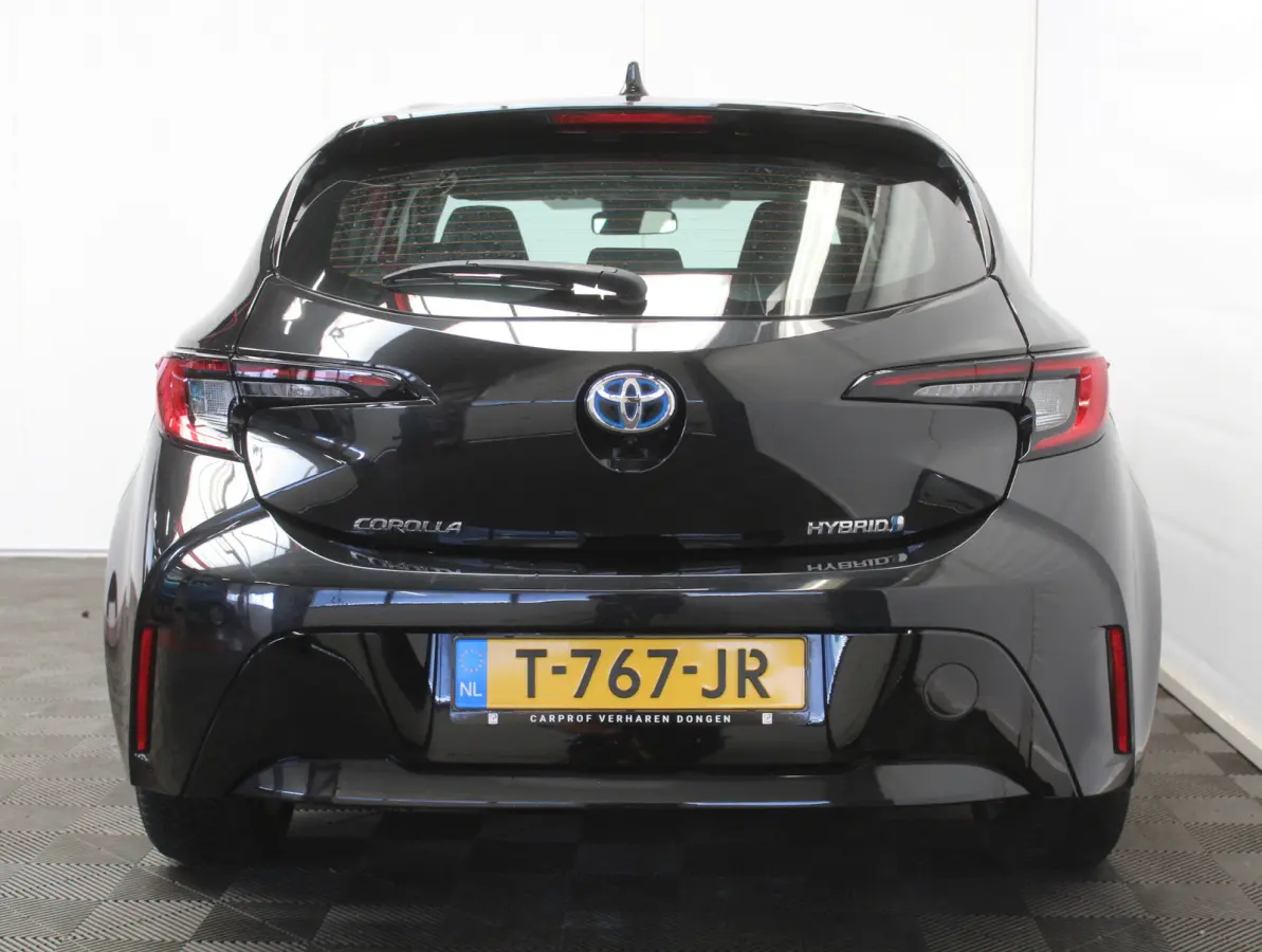 Hybrid 140 Active CARPLAY | ADAPCRUISE | CAMERA | LED | LMV16 | NAVI | DAB | CLIMATE
