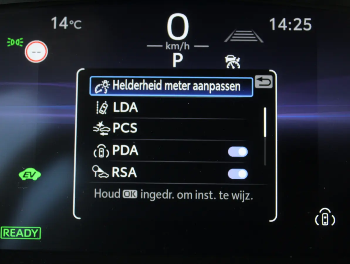 Hybrid 140 Active CARPLAY | ADAPCRUISE | CAMERA | LED | LMV16 | NAVI | DAB | CLIMATE