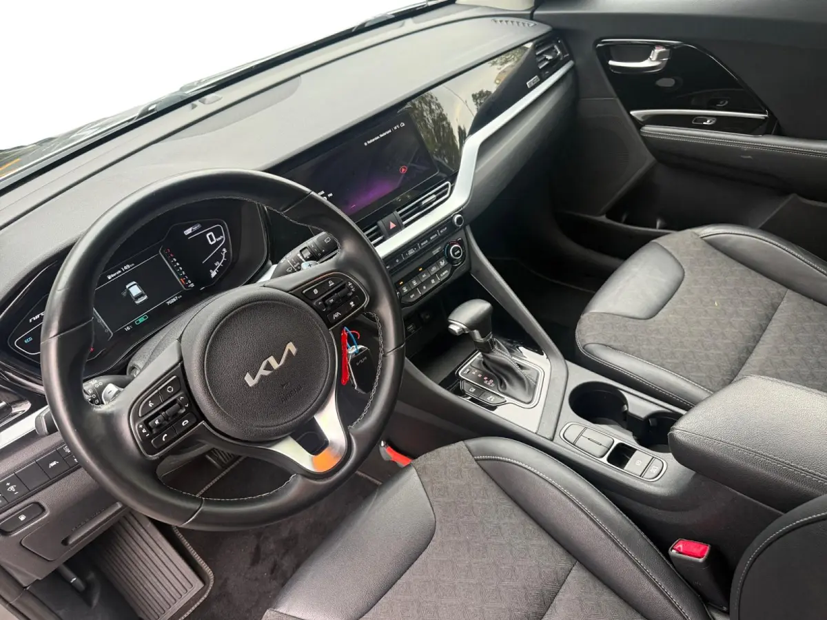 1.6 GDi Hybrid DynamicLine | Airco | Navi | Camera | Cruise Control |