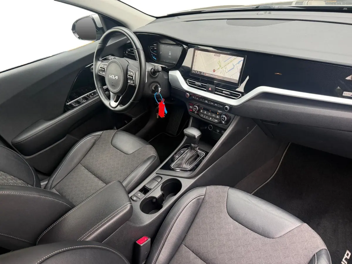 1.6 GDi Hybrid DynamicLine | Airco | Navi | Camera | Cruise Control |