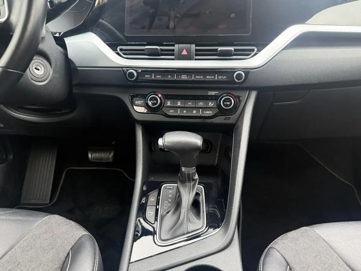 1.6 GDi Hybrid DynamicLine | Airco | Navi | Camera | Cruise Control |