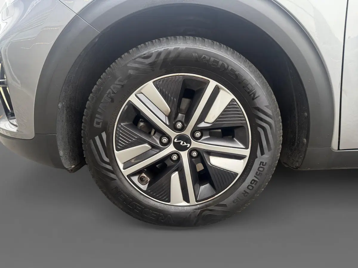 1.6 GDi Hybrid DynamicLine | Airco | Navi | Camera | Cruise Control |
