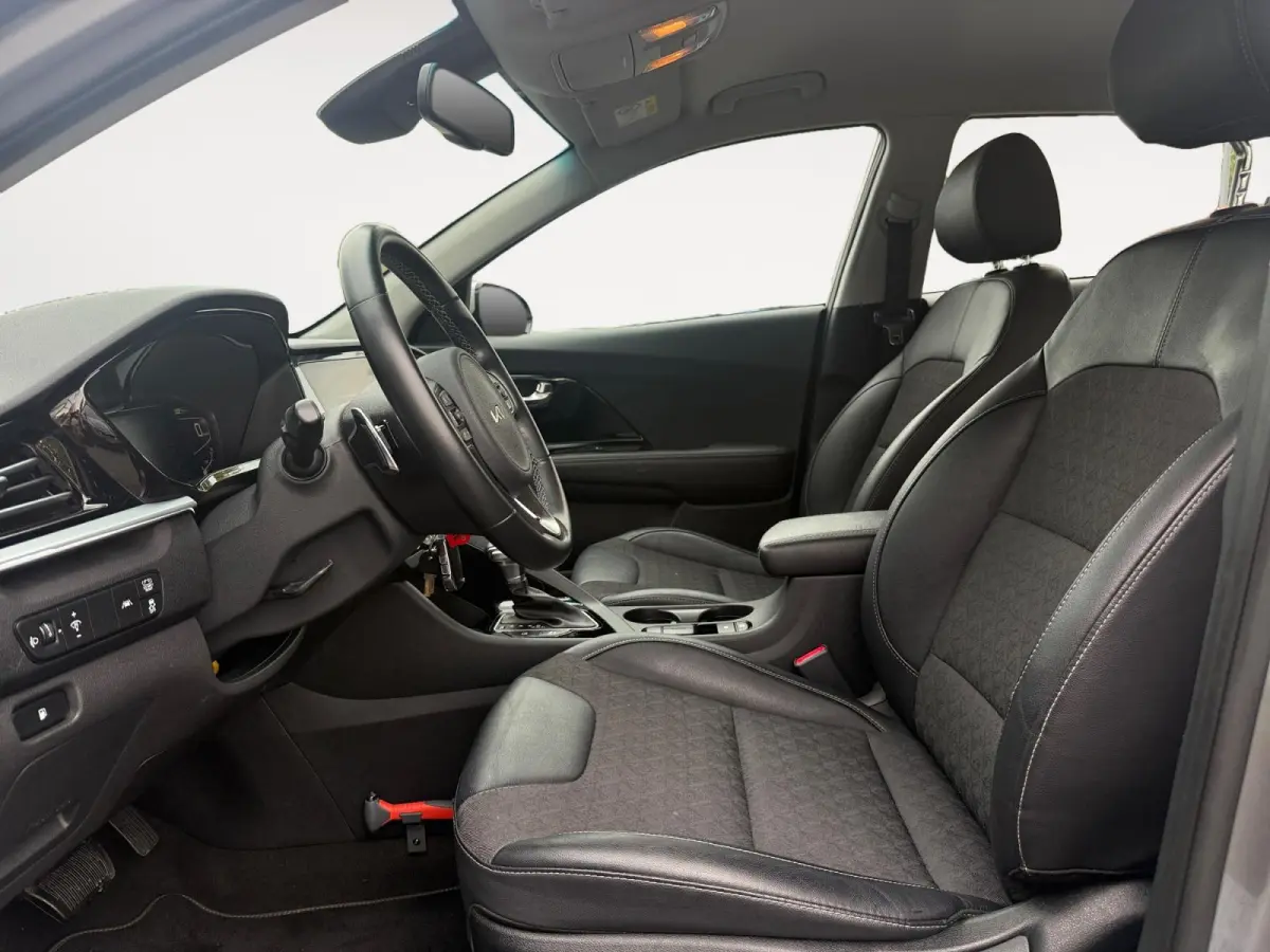 1.6 GDi Hybrid DynamicLine | Airco | Navi | Camera | Cruise Control |