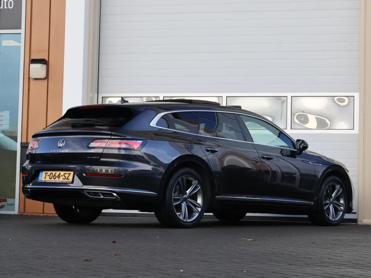 1.4 TSI eHybrid R-Line Business+ | Panoramadak