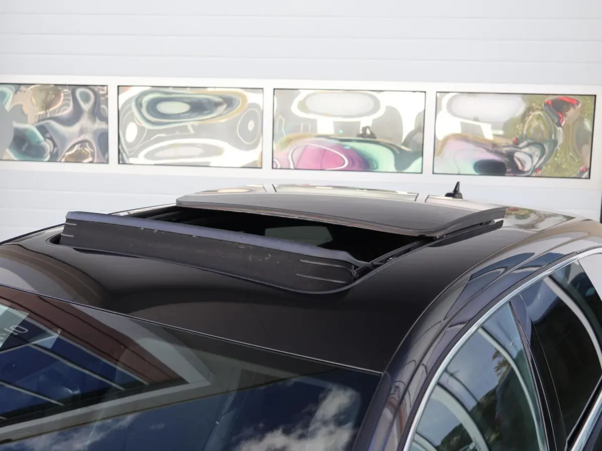 1.4 TSI eHybrid R-Line Business+ | Panoramadak