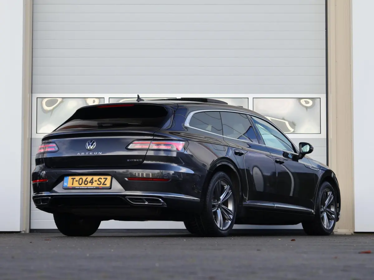1.4 TSI eHybrid R-Line Business+ | Panoramadak
