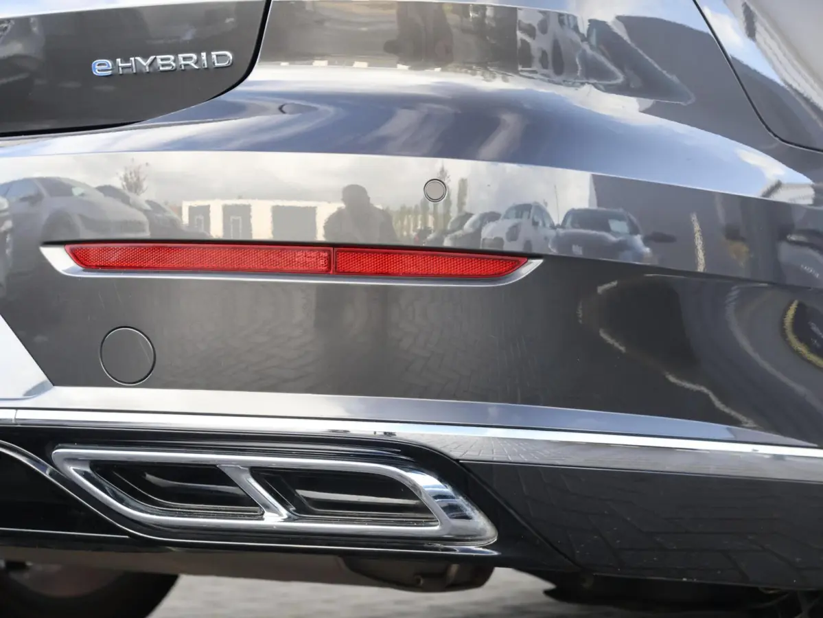 1.4 TSI eHybrid R-Line Business+ | Panoramadak