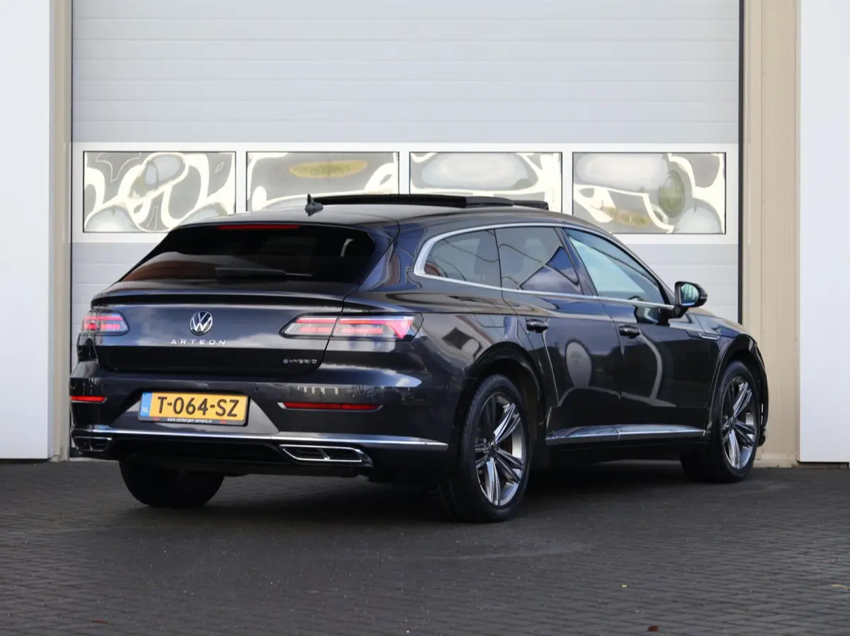 1.4 TSI eHybrid R-Line Business+ | Panoramadak