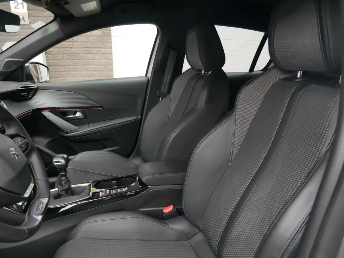 1.2 PureTech GT Navi+BT| Camera