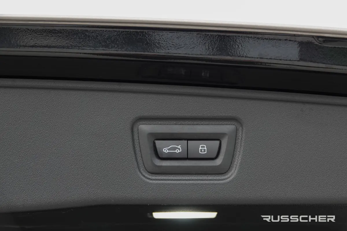 M5 727Pk 4.4L V8 Hybride | M-Drivers Package | Shadowline | Bowers&Wilkins | Matte Grey Aluminium wrap | 21''