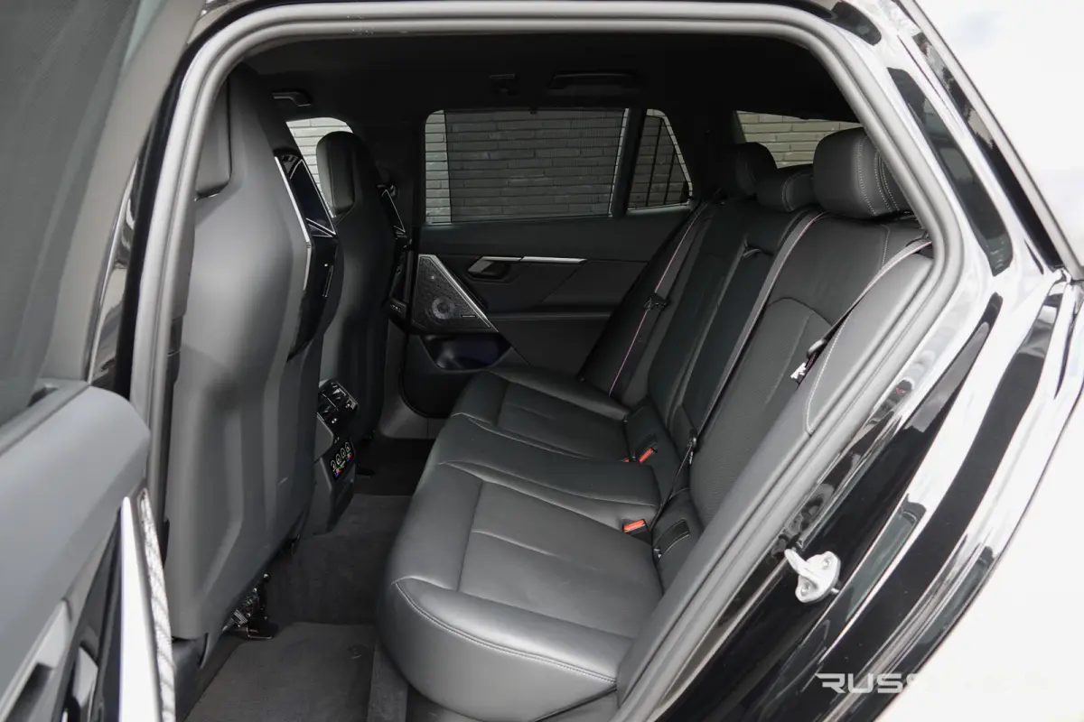 M5 727Pk 4.4L V8 Hybride | M-Drivers Package | Shadowline | Bowers&Wilkins | Matte Grey Aluminium wrap | 21''