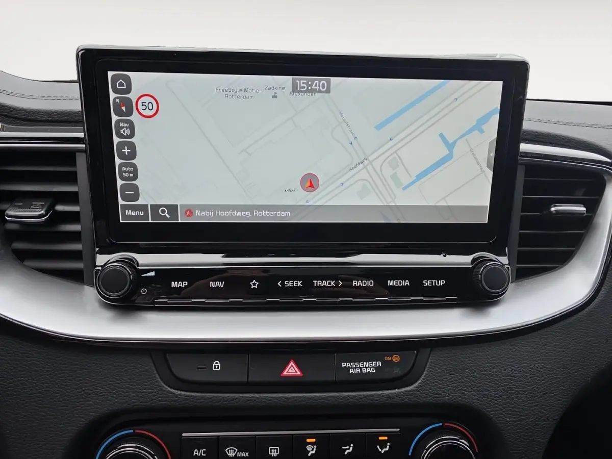 1.0 T-GDi GT-Line | Airco | Navi | Camera | Panoramadak | Stoelverwarming | Stuurverwarming | Cruise Control |