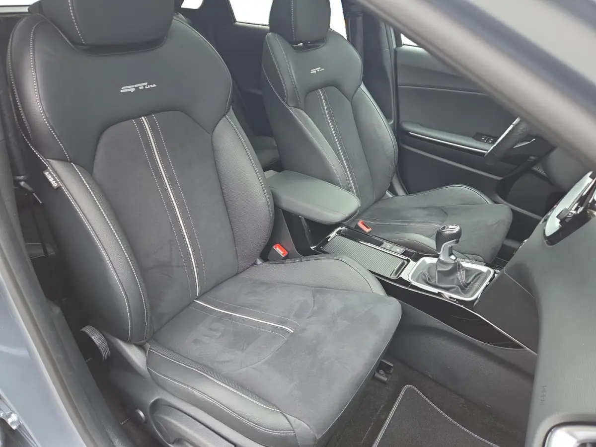 1.0 T-GDi GT-Line | Airco | Navi | Camera | Panoramadak | Stoelverwarming | Stuurverwarming | Cruise Control |