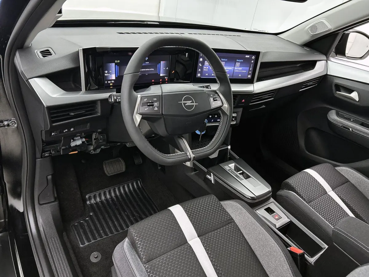 1.2 110pk Hybrid GS Automaat Stoel & Stuur & Voorruit verwarming | Climate Control | Cruise Control | Navigatie | Camera | Apple Carplay/Android Auto |