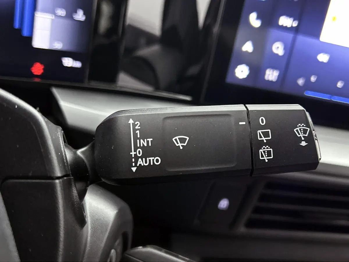 1.2 110pk Hybrid GS Automaat Stoel & Stuur & Voorruit verwarming | Climate Control | Cruise Control | Navigatie | Camera | Apple Carplay/Android Auto |