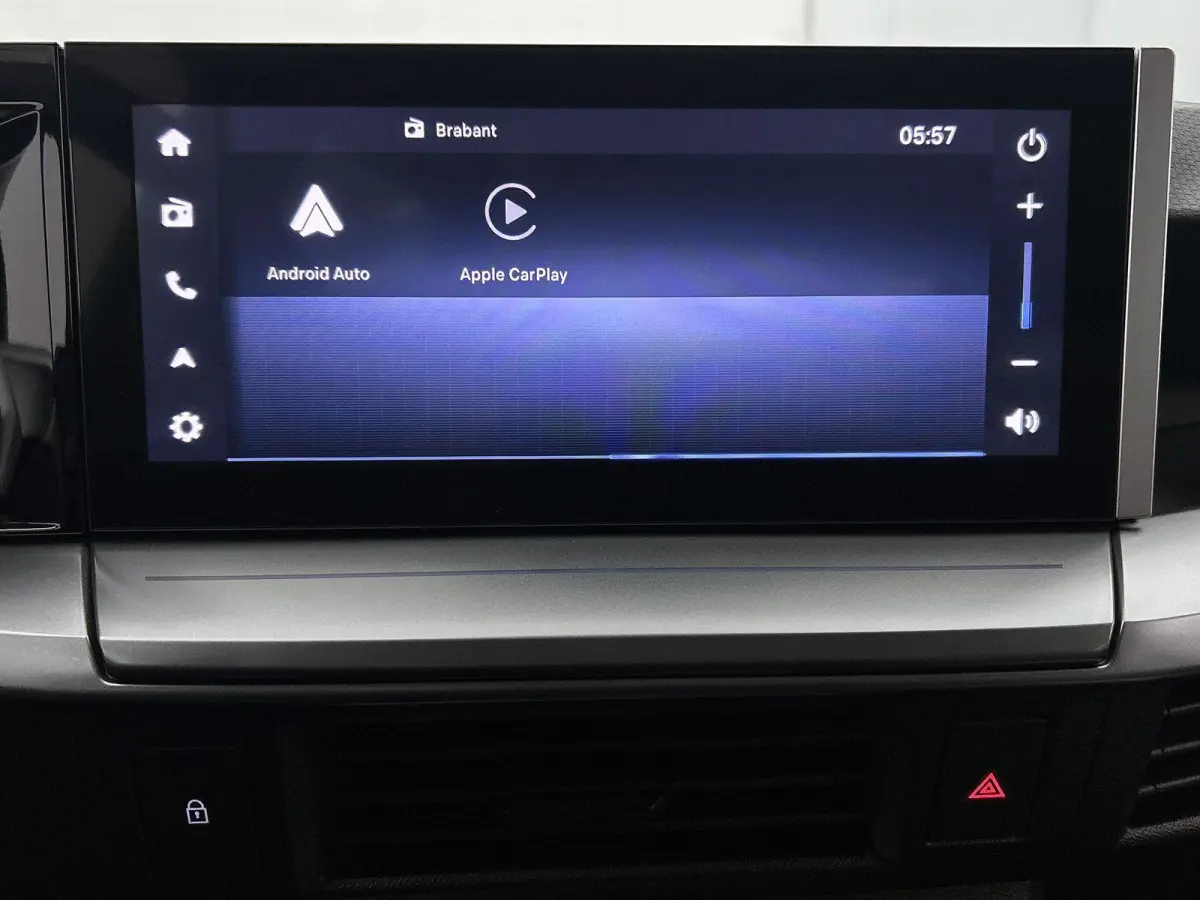 1.2 110pk Hybrid GS Automaat Stoel & Stuur & Voorruit verwarming | Climate Control | Cruise Control | Navigatie | Camera | Apple Carplay/Android Auto |