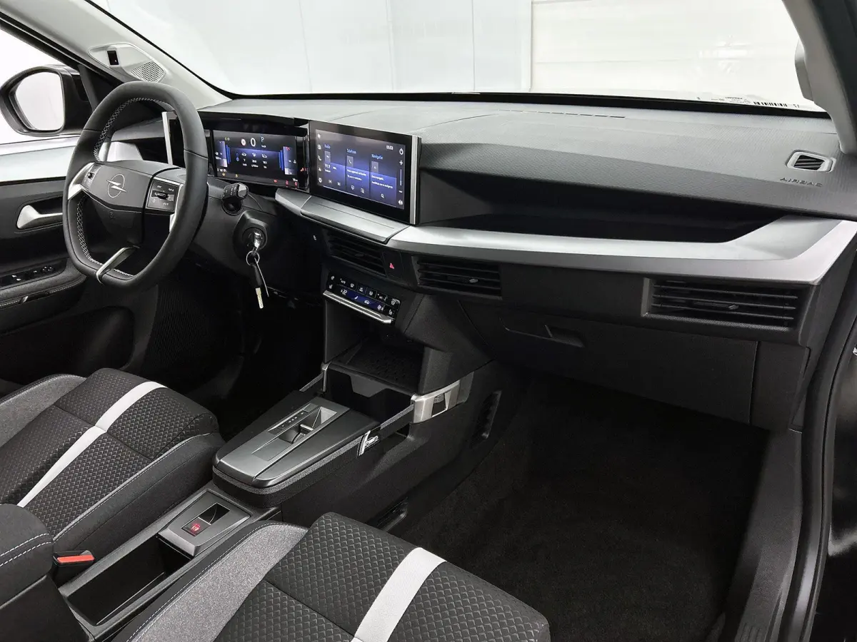 1.2 110pk Hybrid GS Automaat Stoel & Stuur & Voorruit verwarming | Climate Control | Cruise Control | Navigatie | Camera | Apple Carplay/Android Auto |