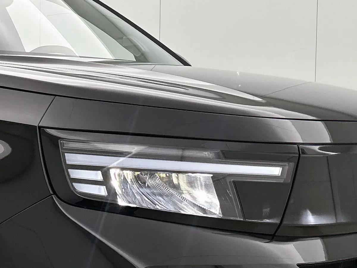 1.2 110pk Hybrid GS Automaat Stoel & Stuur & Voorruit verwarming | Climate Control | Cruise Control | Navigatie | Camera | Apple Carplay/Android Auto |