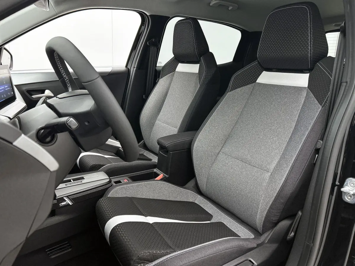 1.2 110pk Hybrid GS Automaat Stoel & Stuur & Voorruit verwarming | Climate Control | Cruise Control | Navigatie | Camera | Apple Carplay/Android Auto |