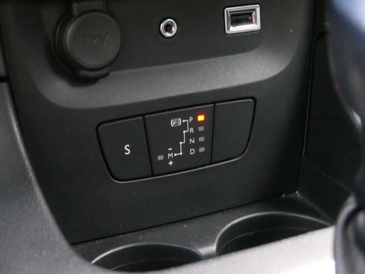1.2 PureTech S&S Shine | Automaat | Camera | Navigatie