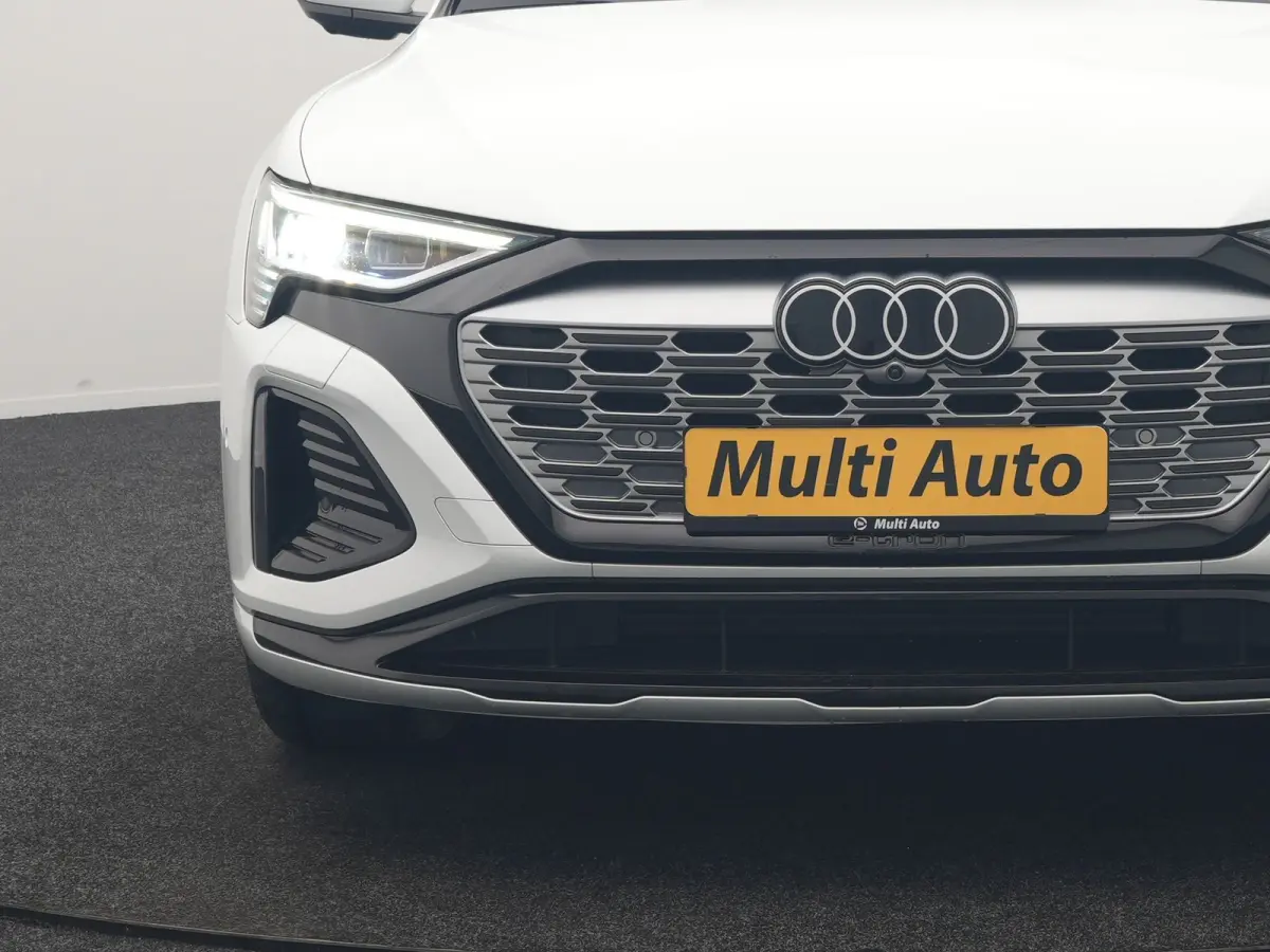 55 quattro S Line 114 kWh Dealer O.H | Trekhaak Afn. | Luchtvering | 360 Camera | Head Up | Adaptive Cruise | Matrix LED | Alcantara Sportstoelen Verwarmd | Apple Carplay | Keyless | Blis | 