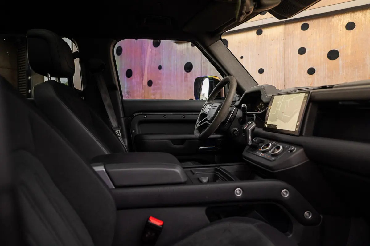 5.0 P525 110 V8 Carpathian Edition | Milltek | Matte PPF | PowerPack | Auto-Terrain | 360 | CarPlay |
