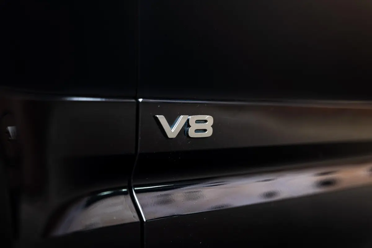 5.0 P525 110 V8 Carpathian Edition | Milltek | Matte PPF | PowerPack | Auto-Terrain | 360 | CarPlay |
