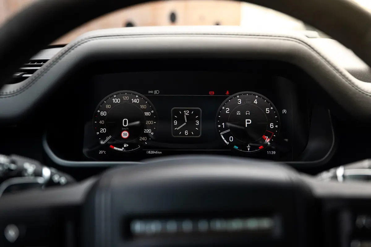 5.0 P525 110 V8 Carpathian Edition | Milltek | Matte PPF | PowerPack | Auto-Terrain | 360 | CarPlay |