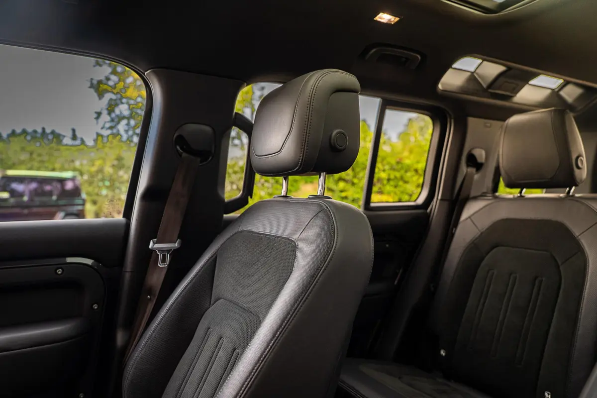 5.0 P525 110 V8 Carpathian Edition | Milltek | Matte PPF | PowerPack | Auto-Terrain | 360 | CarPlay |