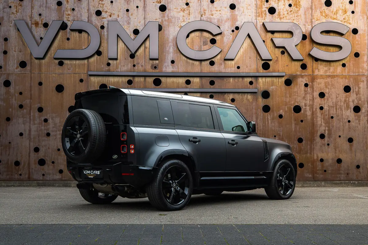 5.0 P525 110 V8 Carpathian Edition | Milltek | Matte PPF | PowerPack | Auto-Terrain | 360 | CarPlay |