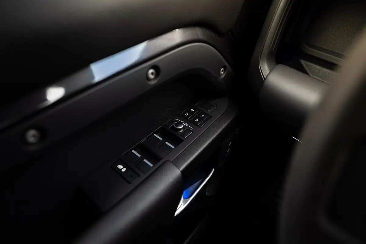 5.0 P525 110 V8 Carpathian Edition | Milltek | Matte PPF | PowerPack | Auto-Terrain | 360 | CarPlay |